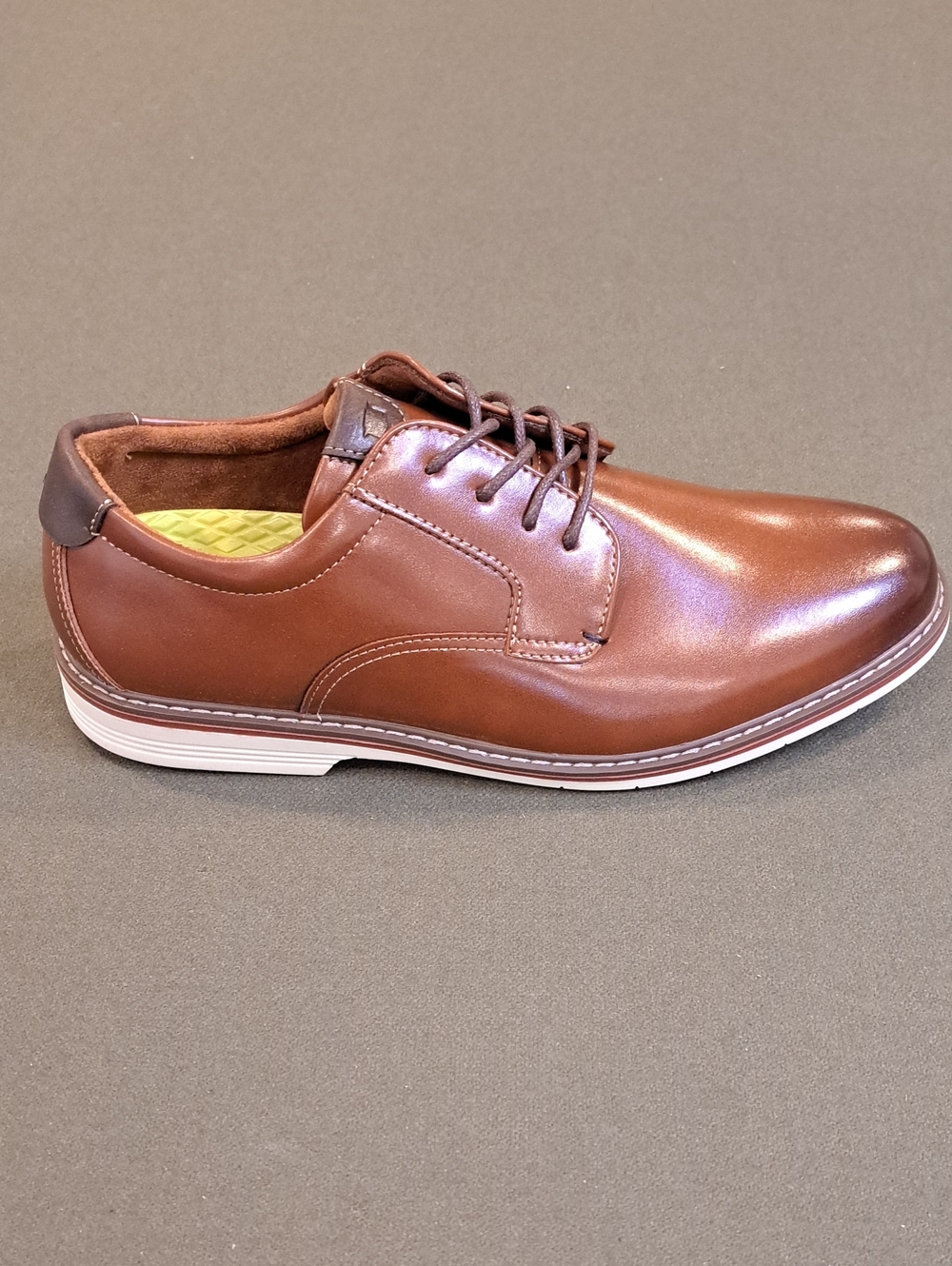 Florsheim Norwalk Jr.  Boys Plain Toe Oxford - Color: Cognac - Size: Kids 5.5